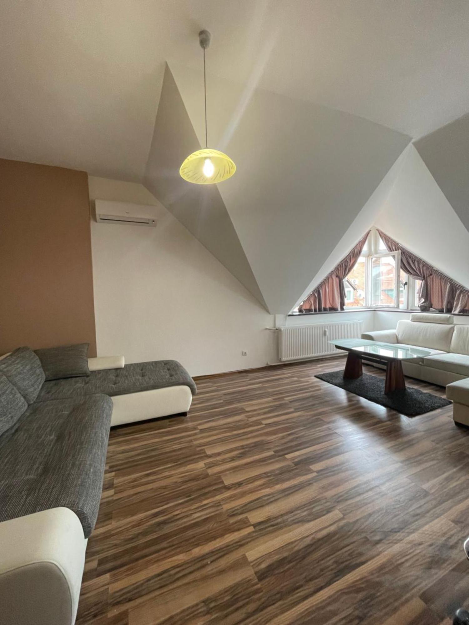 Palank Apartman Мошонмадьяровар Экстерьер фото
